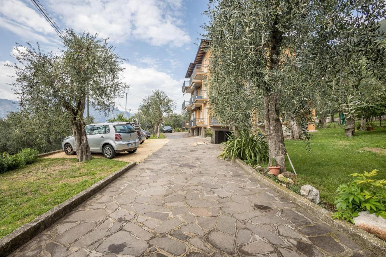 Appartamento Bassinel Malcesine Bagian luar foto