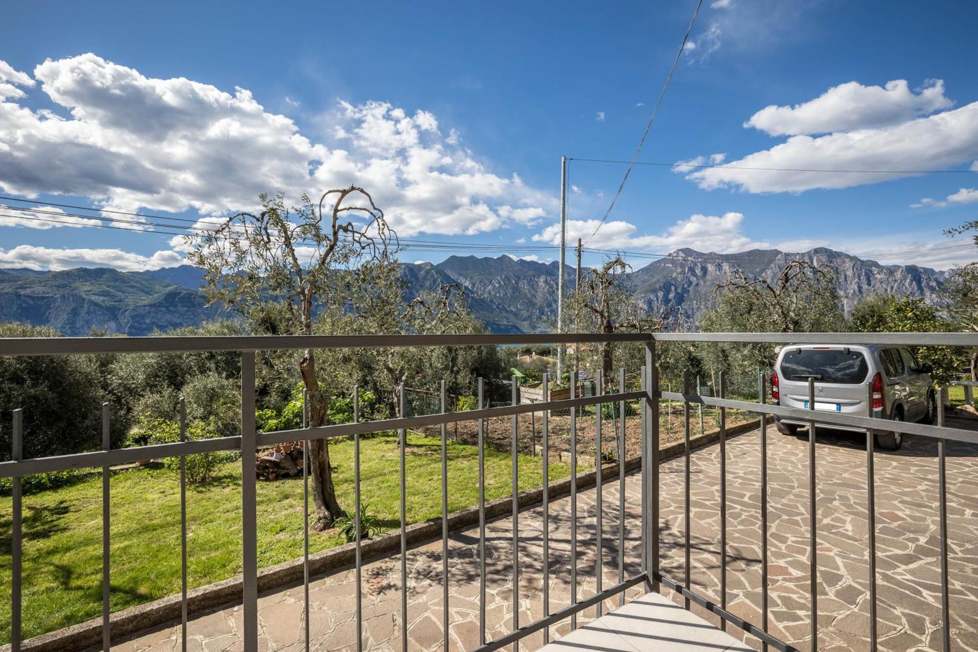 Appartamento Bassinel Malcesine Bagian luar foto